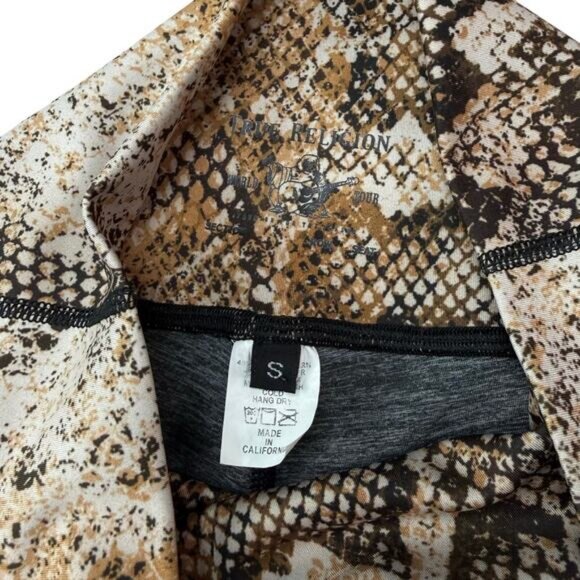 True Religion Bodied Mid Rise Leggings In Python Snakeskin Women's Size Small - Picture 4 of 7
